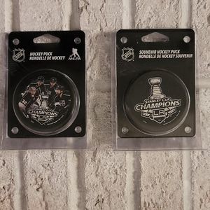 LA Kings 2014  Stanley Champions Hockey Puck Set